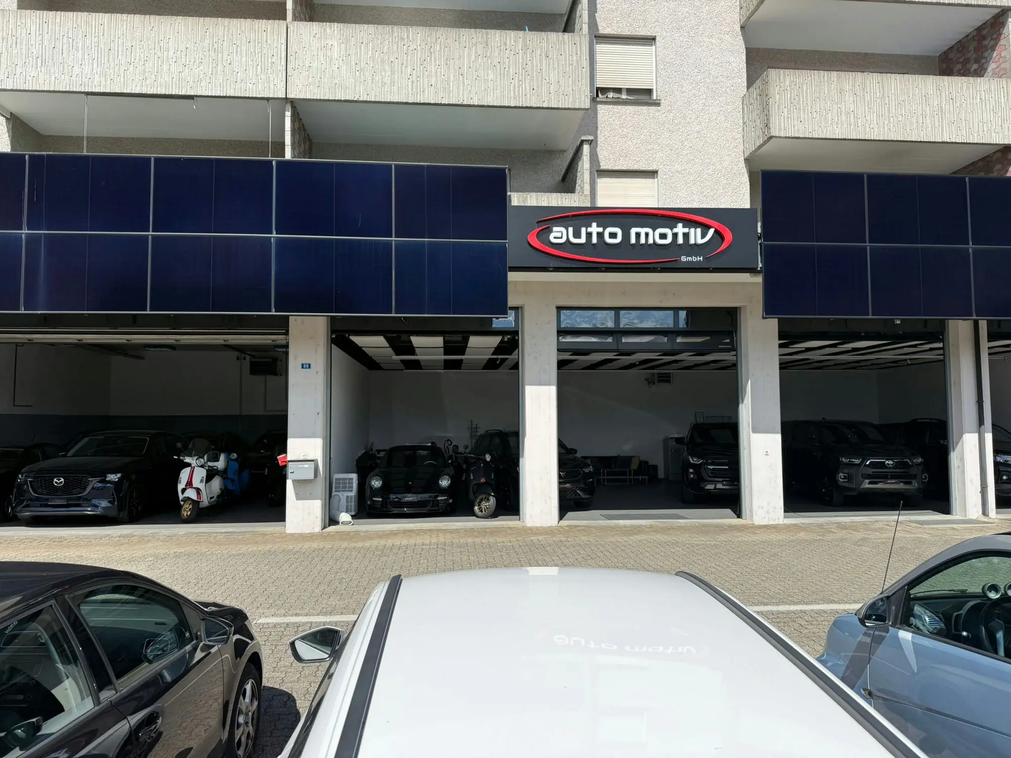 Fassade der Auto Motiv GmbH an der Weinfelderstrasse 88 in Amriswil